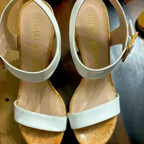 Stuart Weitzman white cork heeled shoes. NEW - Picture 3 of 6